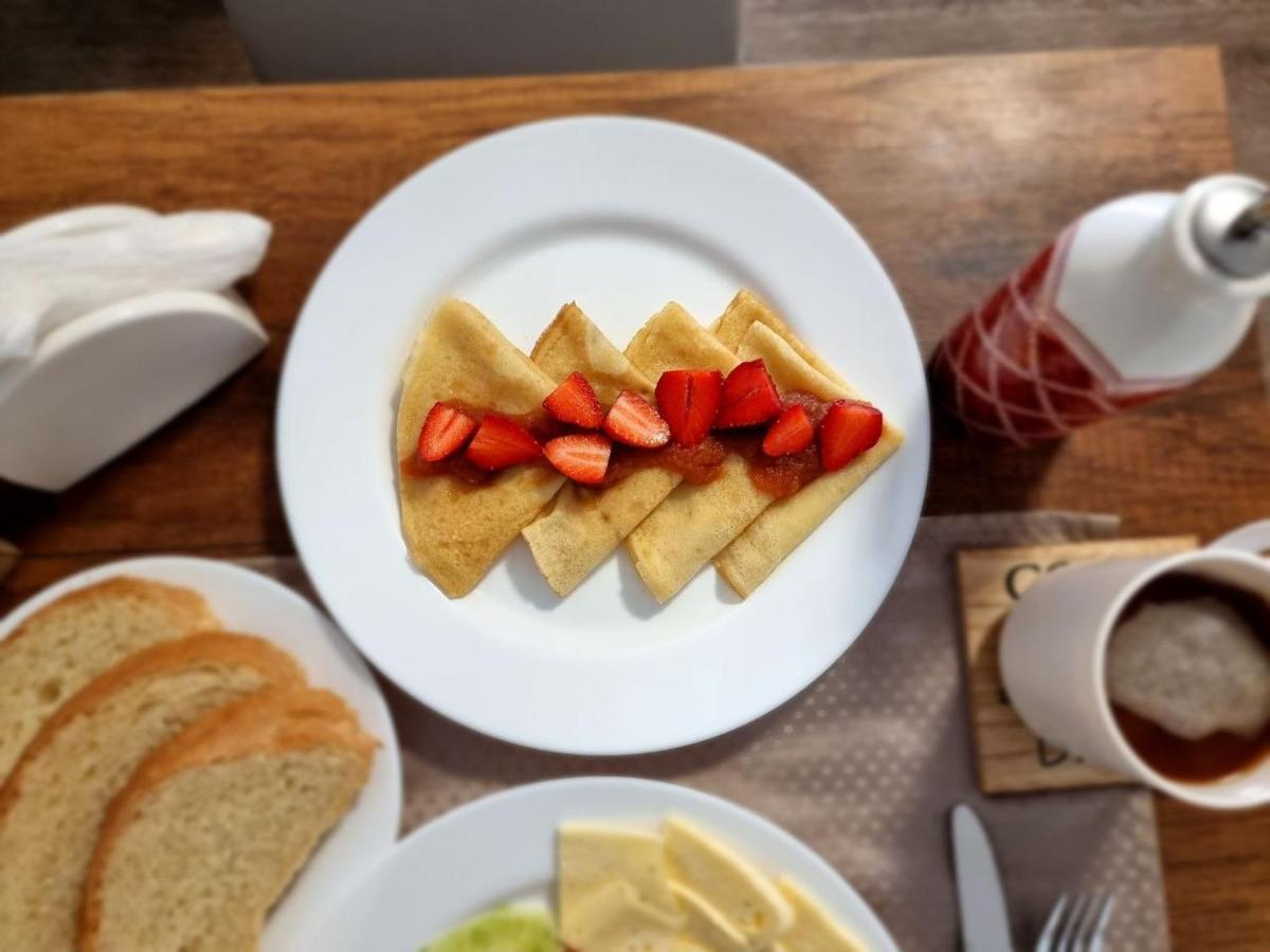 Bed and Breakfast Girgola Mestia Exterior foto